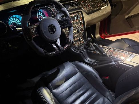 Used 2013 Ford Mustang GT image 23