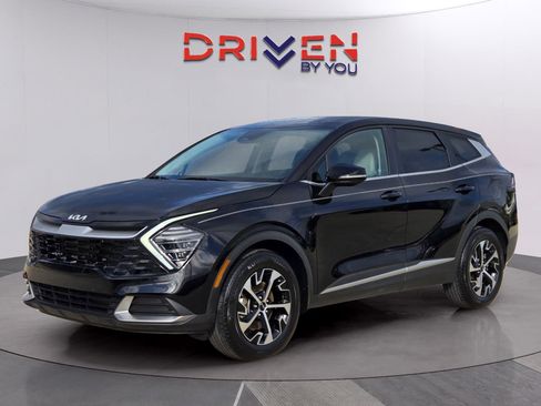Used 2024 Kia Sportage EX image 1