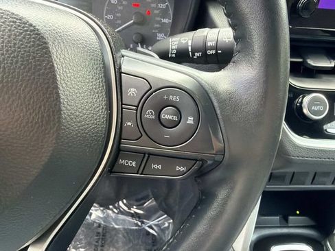 Used 2024 Toyota Corolla Cross AWD Hybrid image 24