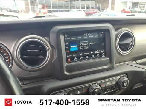 Used 2018 Jeep Wrangler Unlimited Sahara w/ Dual Top Group AWD/4WD image 20