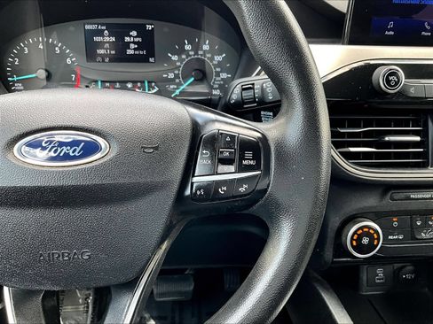 Used 2022 Ford Escape SE AWD/4WD image 15