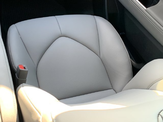 Used 2023 Toyota Highlander XLE FWD image 33