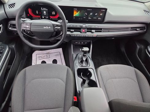 Used 2025 Kia K4 FWD image 8