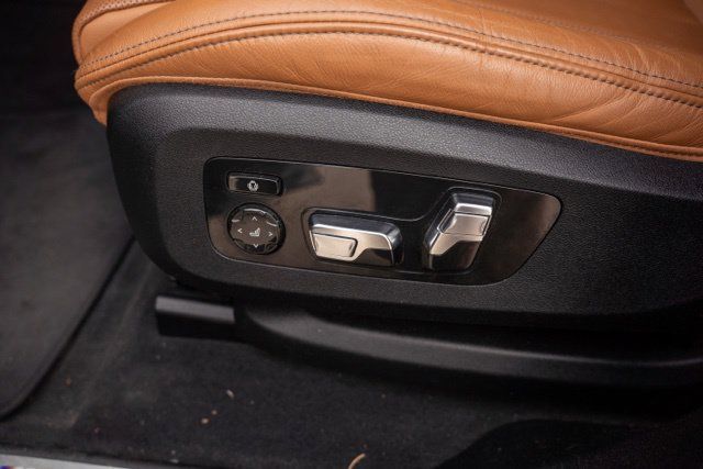 Used 2022 BMW X6 xDrive40i AWD/4WD image 18