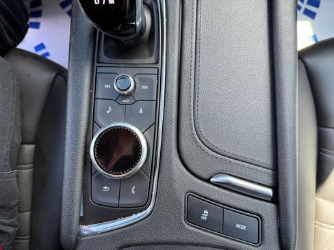 Used 2025 Cadillac XT6 Premium Luxury w/ Platinum Package image 27