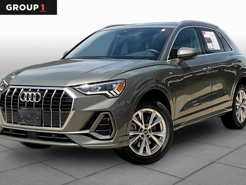 Used 2023 Audi Q3 2.0T Premium w/ Convenience Package AWD/4WD image 1