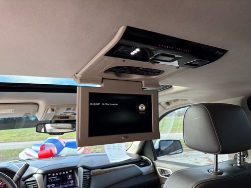 Used 2016 GMC Yukon XL Denali w/ Open Road Package image 44