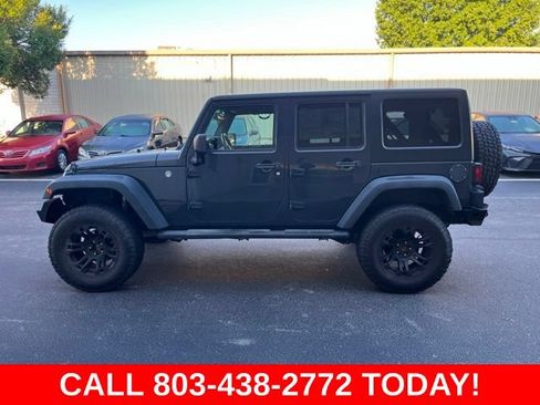 Used 2016 Jeep Wrangler Unlimited Rubicon w/ Connectivity Group AWD/4WD image 35