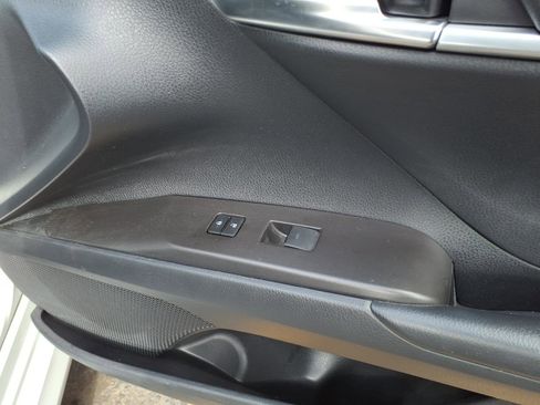 Certified 2023 Toyota Camry LE image 6