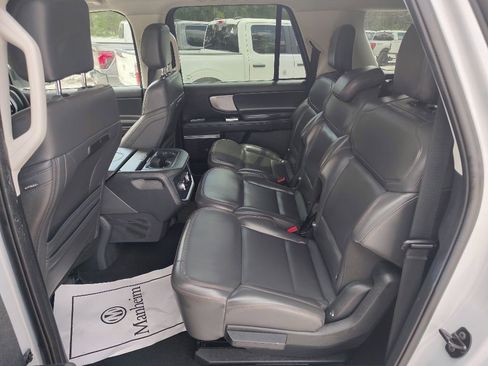 Used 2025 Ford Expedition Max Active AWD/4WD image 13