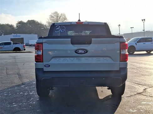 New 2025 Ford Maverick XL image 6