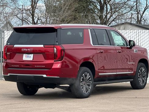 New 2026 GMC Yukon XL Elevation w/ Elevation Premium Package AWD/4WD image 4