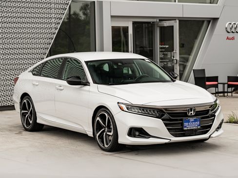 Used 2021 Honda Accord Sport Special Edition image 2
