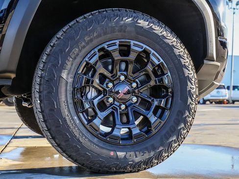New 2026 GMC Canyon Elevation w/ Convenience Package RWD image 72