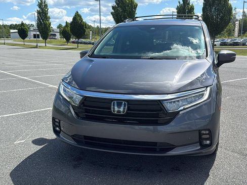 Used 2022 Honda Odyssey Touring image 16