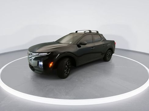 Used 2022 Hyundai Santa Cruz SEL Premium AWD/4WD image 2