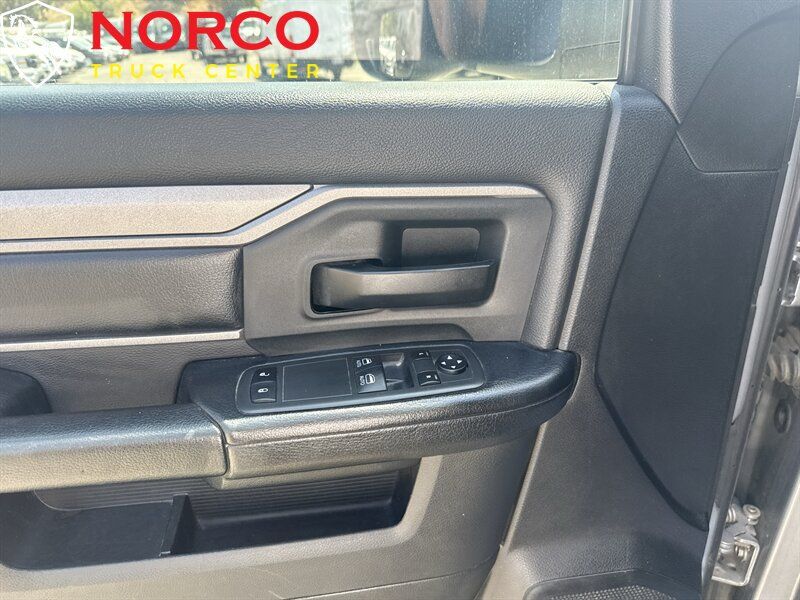 Used 2021 RAM 3500 Tradesman RWD image 28