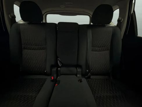 Used 2020 Nissan Rogue SV FWD image 17
