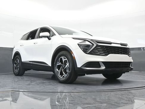 Used 2024 Kia Sportage LX FWD image 58