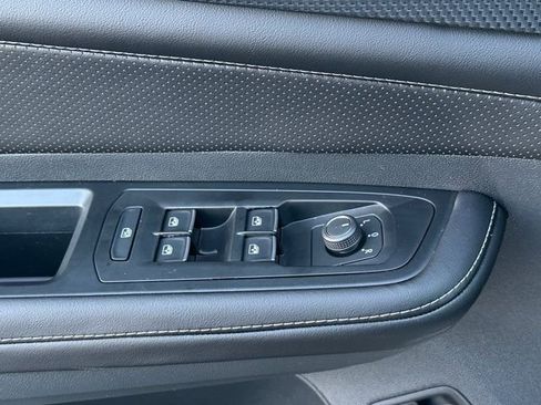 New 2026 Volkswagen Atlas Cross Sport SEL R-Line image 23