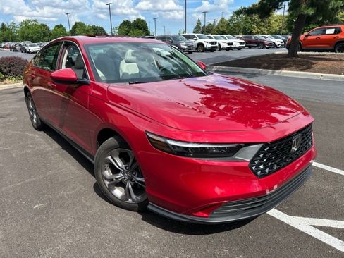 Used 2024 Honda Accord EX image 5