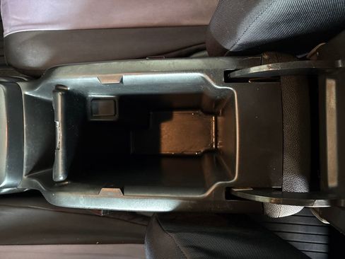 Used 2020 Chevrolet Colorado W/T w/ Custom Special Edition image 27