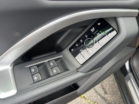 New 2025 Audi Q5 Premium Plus image 27