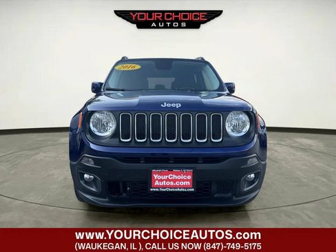 Used 2016 Jeep Renegade Latitude AWD/4WD image 8