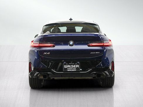 Used 2023 BMW X4 xDrive30i AWD/4WD image 4