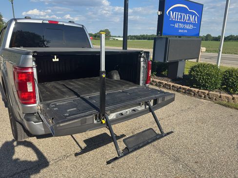 Used 2021 Ford F150 XLT w/ Equipment Group 302A High AWD/4WD image 13