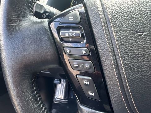 Used 2023 Nissan Armada Platinum w/ Captain's Chairs Package image 34