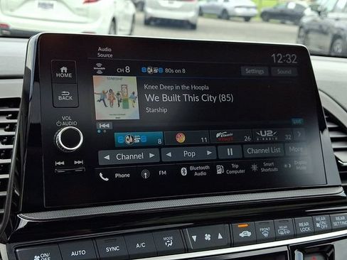 Used 2025 Honda Odyssey EX-L image 18