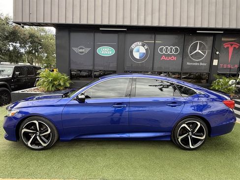 Used 2022 Honda Accord Sport image 7