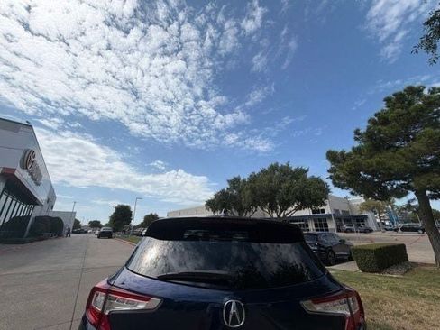 Used 2022 Acura RDX w/ Technology Package FWD image 2