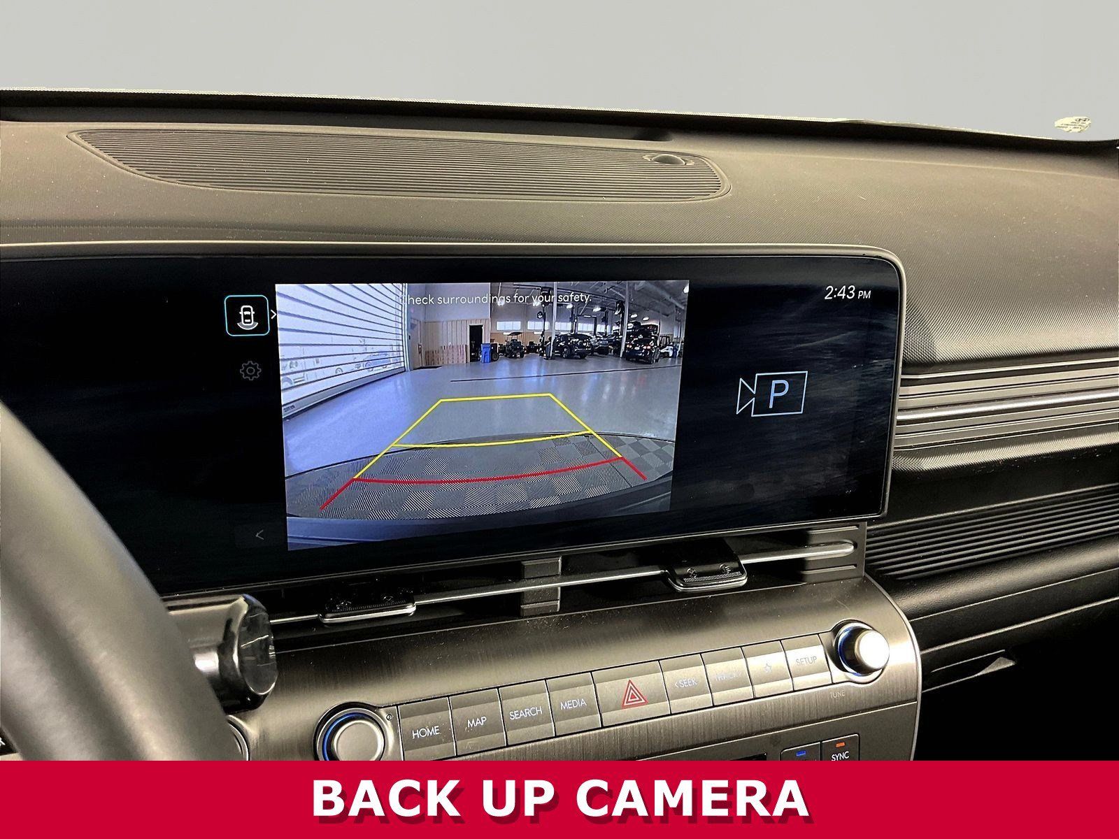 Used 2025 Hyundai Kona SEL AWD/4WD image 14