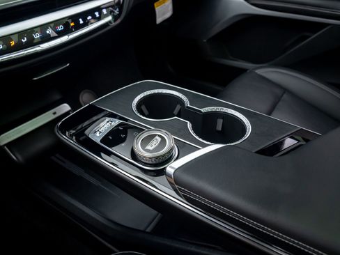 New 2026 Cadillac Lyriq V image 12