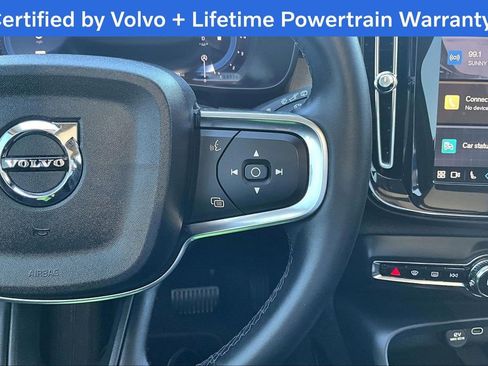 Certified 2025 Volvo XC40 B5 Plus image 26