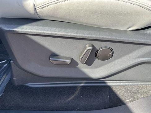 New 2026 Ford Expedition Platinum w/ Driver's Package image 20