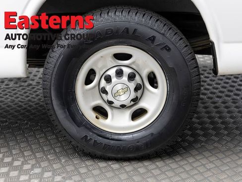 Used 2020 Chevrolet Express 2500 w/ Driver Convenience Package image 8