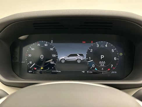 Certified 2025 Land Rover Discovery S AWD/4WD image 13