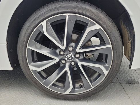 Used 2022 Toyota Corolla XSE FWD image 31
