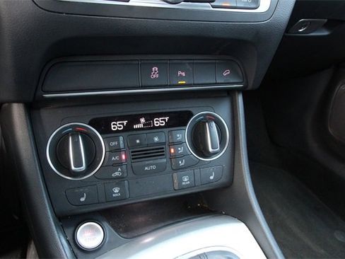 Used 2018 Audi Q3 2.0T Premium image 26