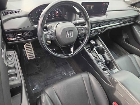 Used 2023 Honda Accord Sport image 10