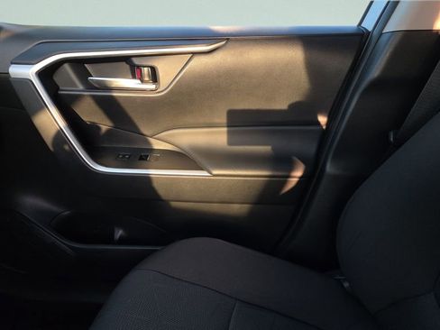 Used 2024 Toyota RAV4 XLE image 16