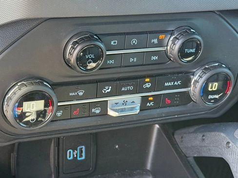 Used 2023 Ford Bronco Raptor AWD/4WD image 19