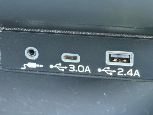 Used 2025 Subaru Forester Touring AWD/4WD image 19