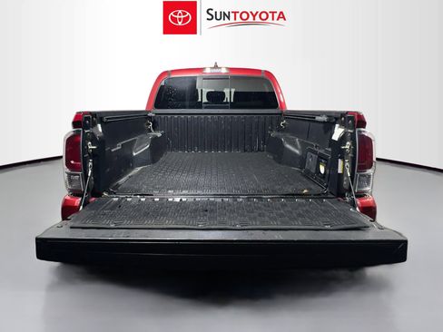 Used 2020 Toyota Tacoma TRD Sport RWD image 34