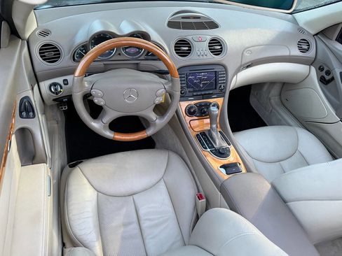 Used 2005 Mercedes-Benz SL 500 image 6