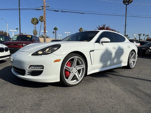 Used 2013 Porsche Panamera S RWD image 2
