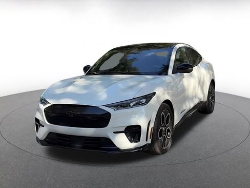 Used 2023 Ford Mustang Mach-E GT image 7